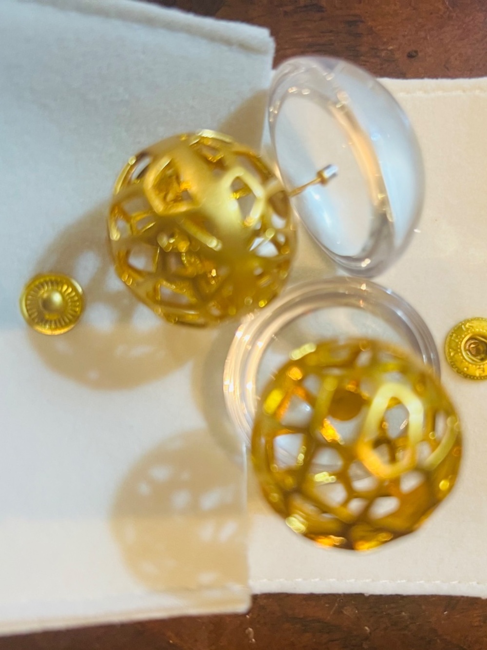 New Khoi Large Beautiful  Brie Earrings - Picture 3 of 4